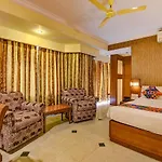Fabhotel Maurya Residency