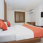 Oyo 1202 Apartment The Retreat