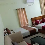 Selfie Homestay