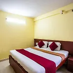 Hotel Vyshak Residency