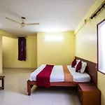 Hotel Vyshak Residency