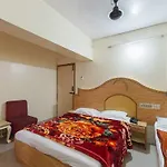 Hotel Ajantha Palace