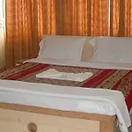 Hotel Ayodhya