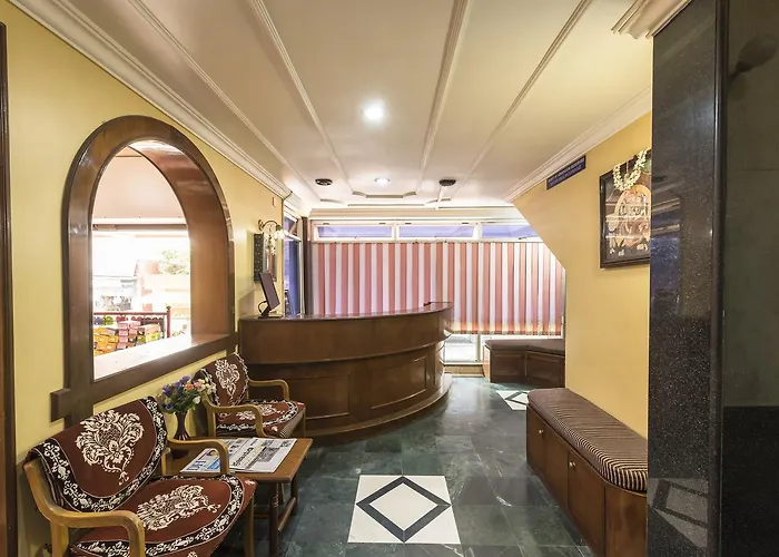 Hotel Chandra Palace
