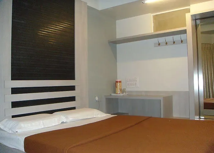 Mannars Residency