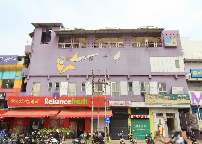 Purple Inn Boutique Hotel