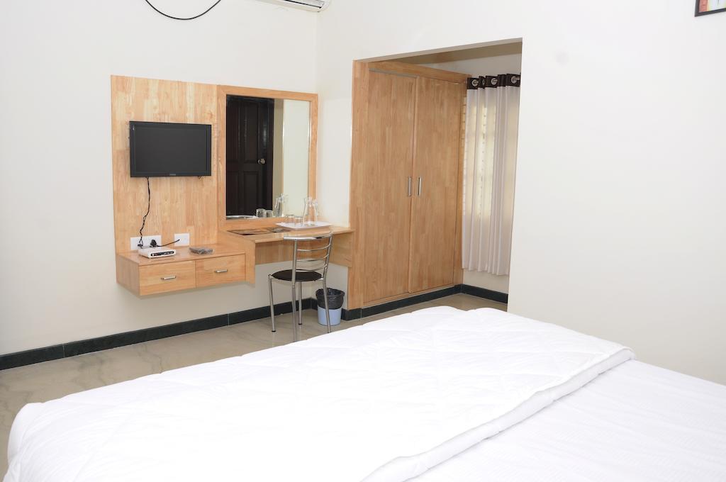 Oyo 1900 Olive Residency Hotel 2*
