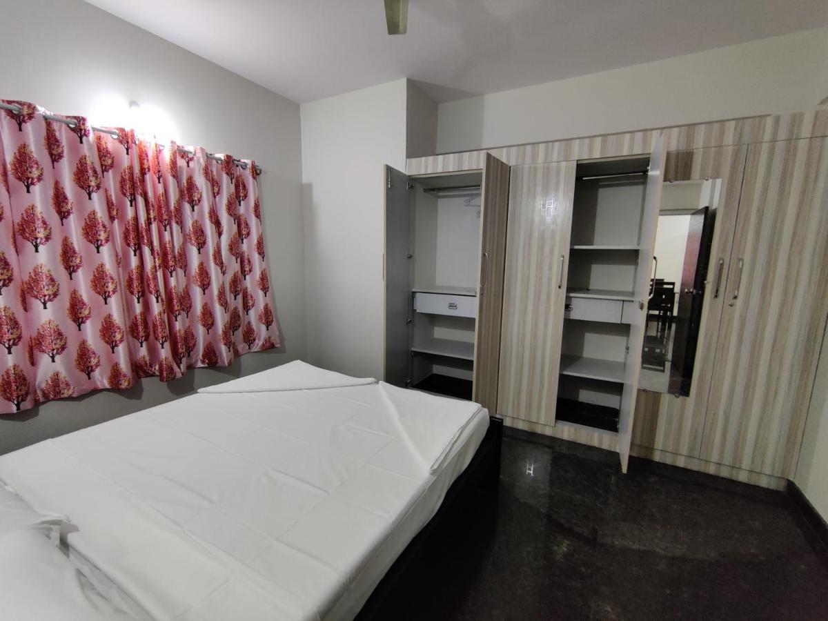 Royal Wings Apartment *