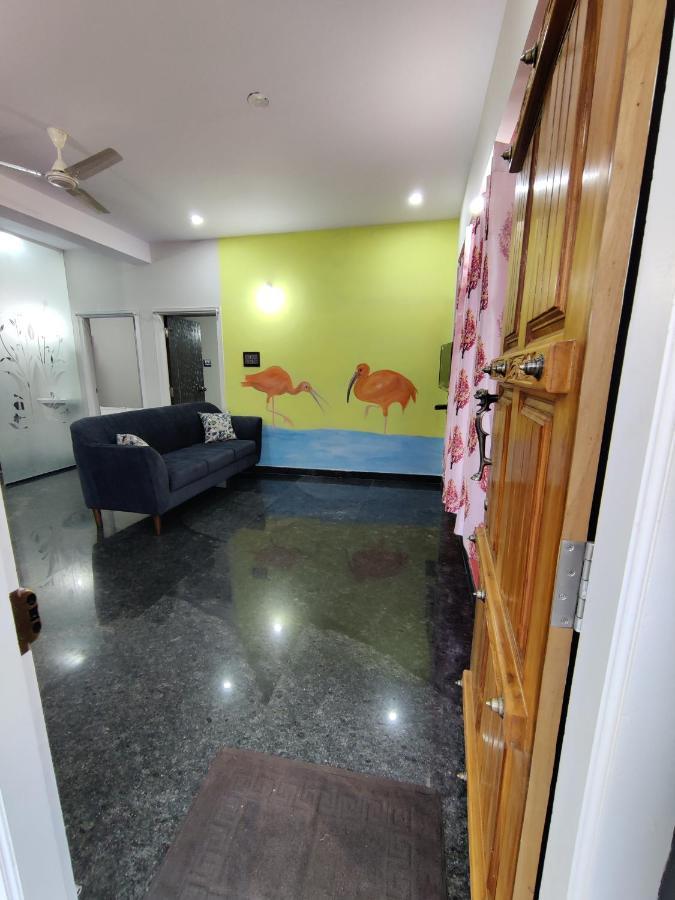 Royal Wings Apartment *