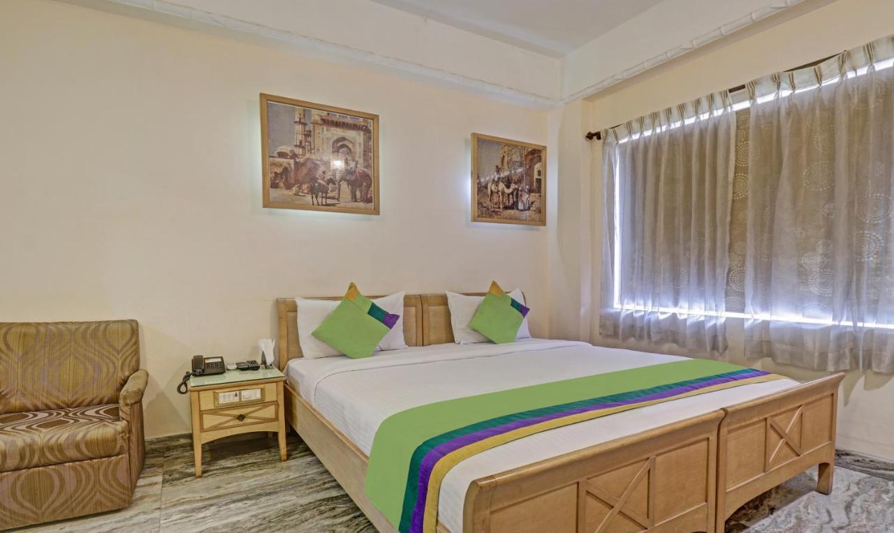 Treebo Komfort Suites, 3 Km From Palace 3*