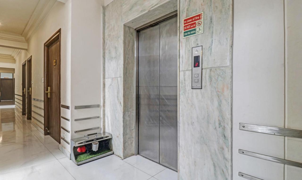 Treebo Komfort Suites, 3 Km From Palace Hotel 3*