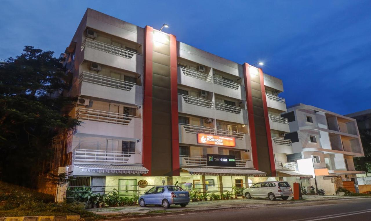 Hotel Treebo Komfort Suites, 3 Km From Palace 3*