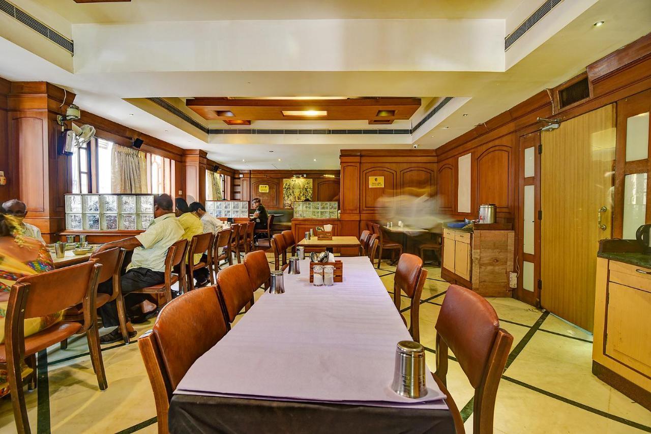 Fabhotel Maurya Residency 3*