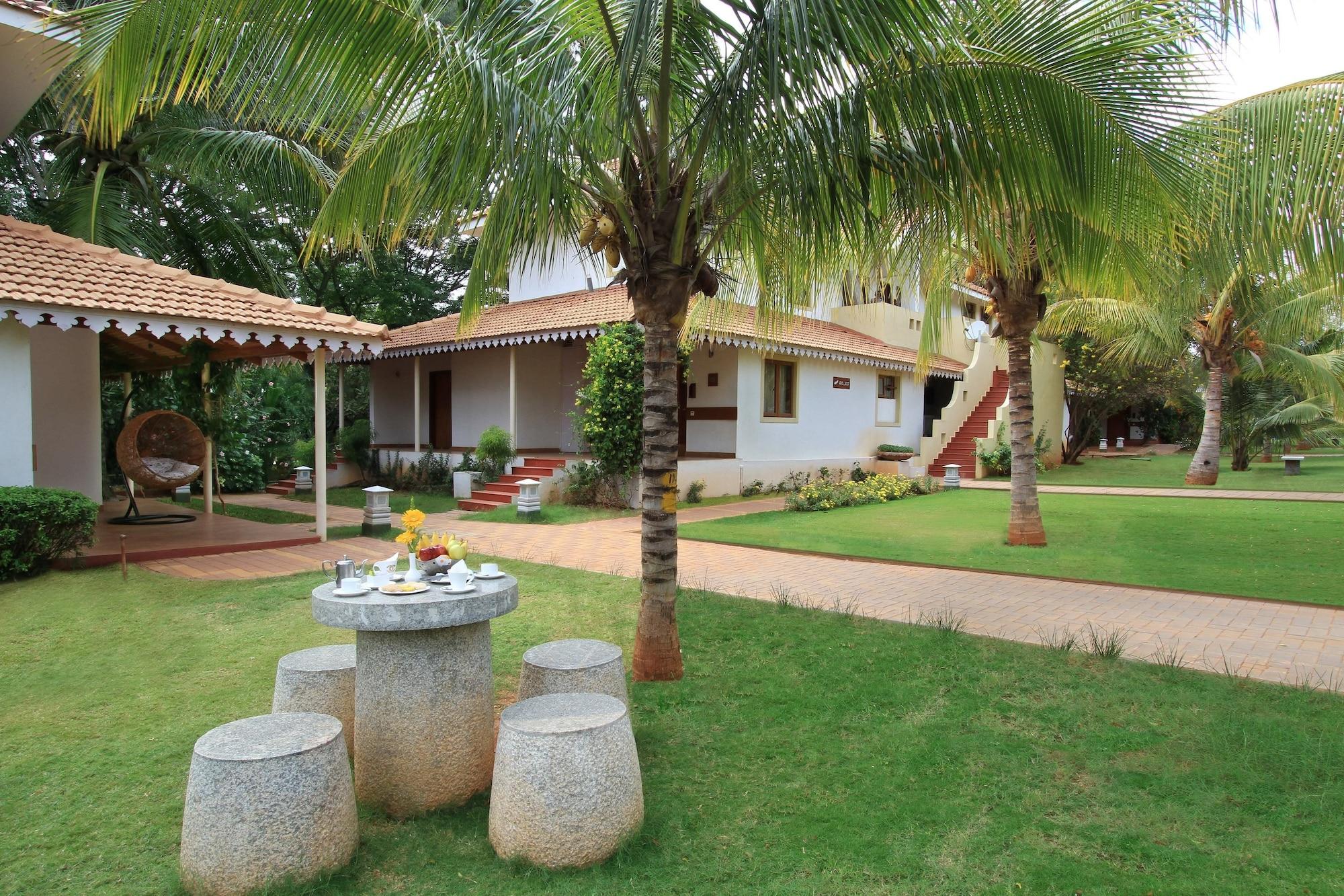Resort Silent Shores & 4*