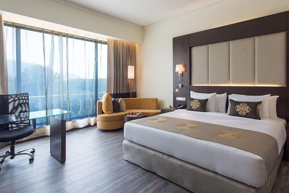 Radisson Blu Plaza