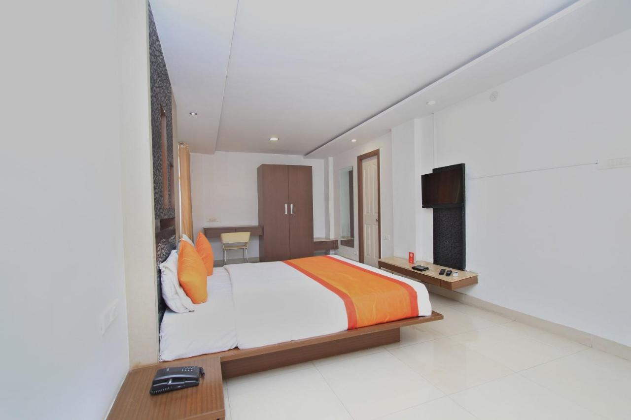 Oyo 1202 Apartment The Retreat Apartment