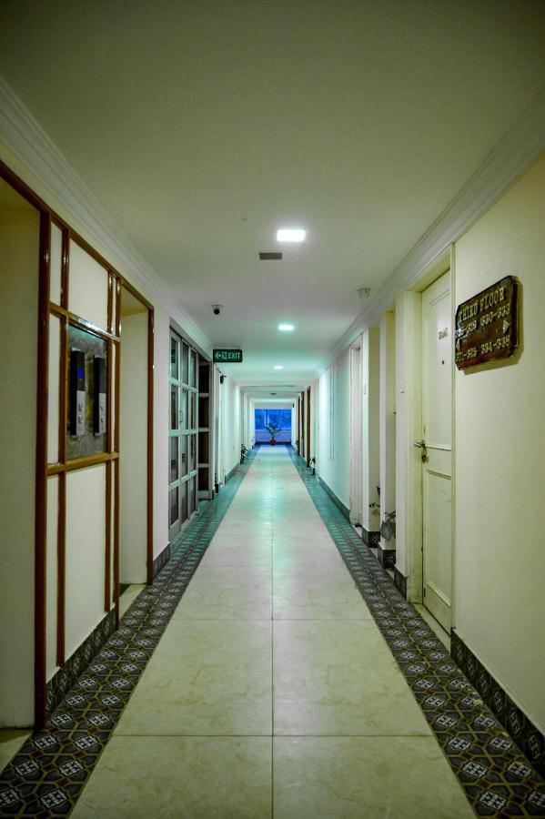 Maya's Kings Kourt Hotel