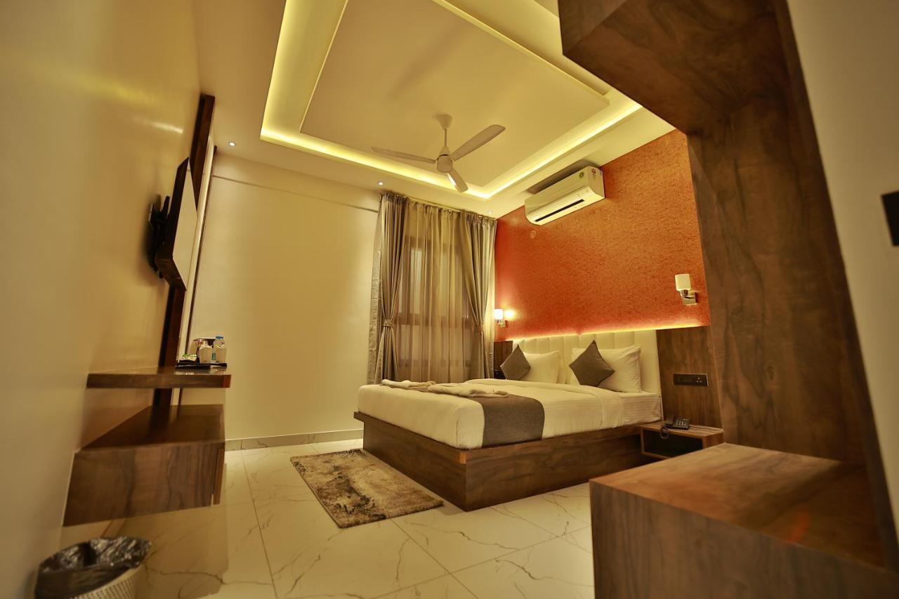 The Grand 4* Mysore