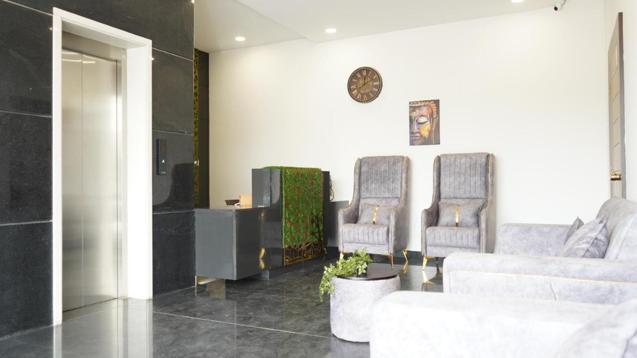 Quince Elite Inn Mysore