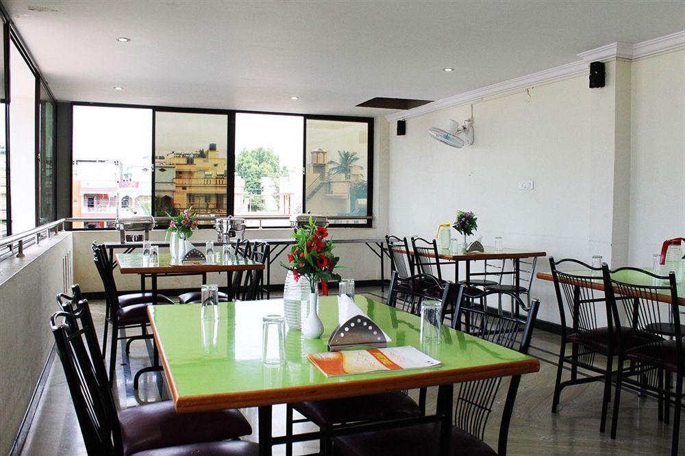 Hotel Oyo 1900 Olive Residency 2*