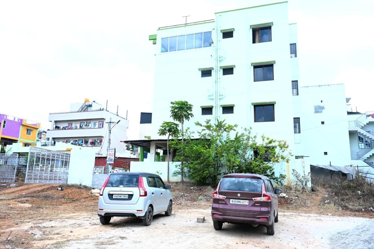 Shine Hotel