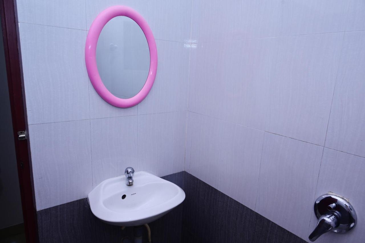 Shine Hotel