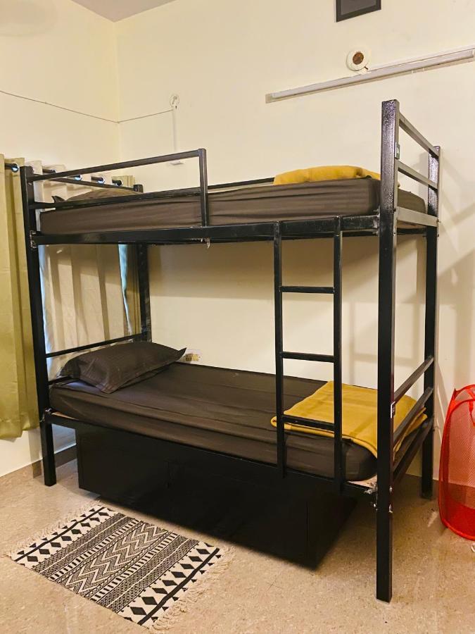Crossroads 1980 Hostel