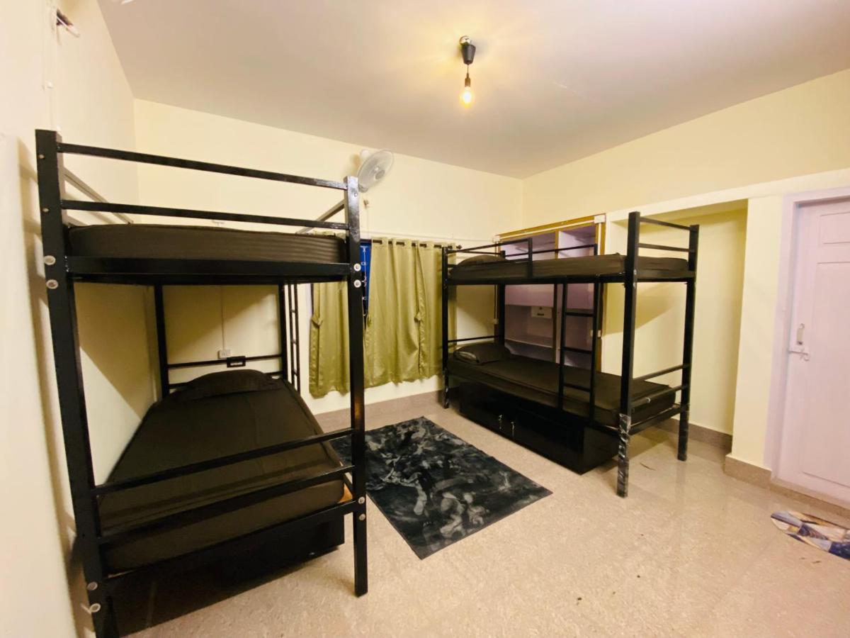 Hostel Crossroads 1980 Mysore