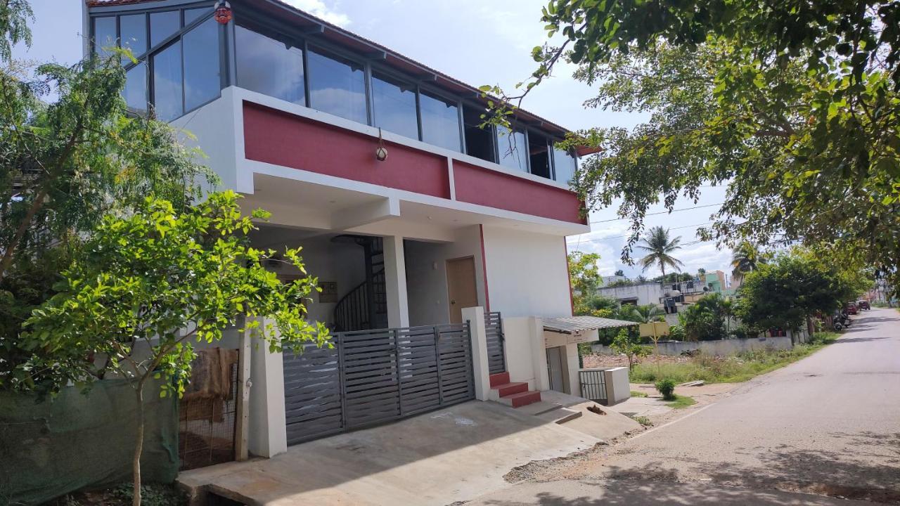 A Spacious Ac With Wide Balcony -karimbumel House A Perfect Place For Yoga Practicioners Homestay *