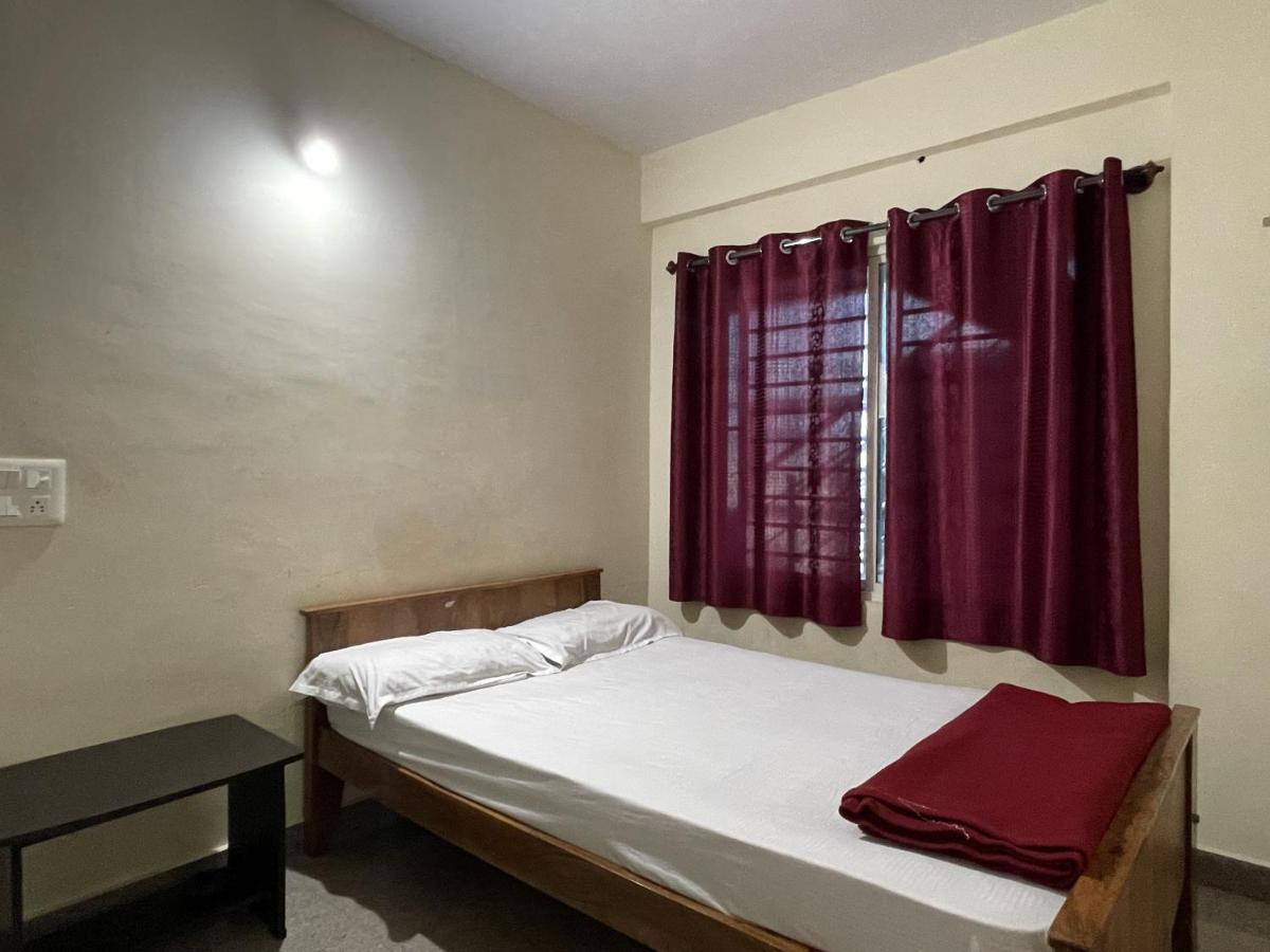 Staymaker Manasu Arcade Hotel