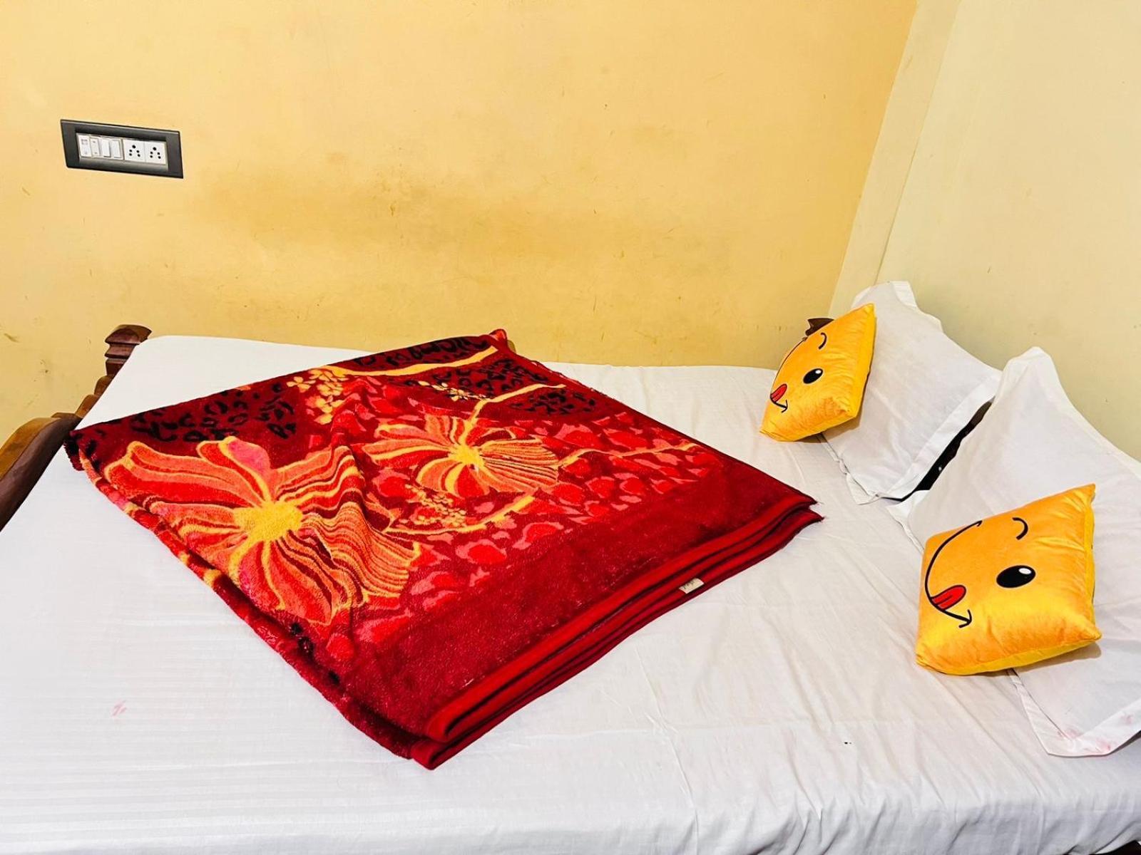 Hk Residency Hotel *