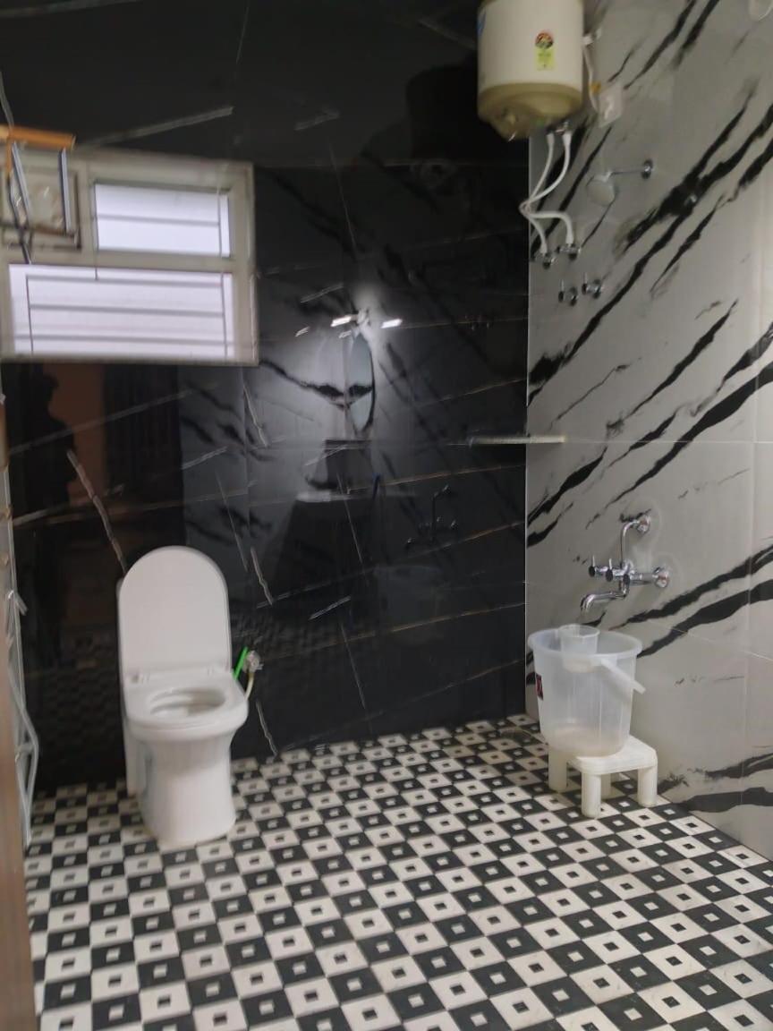 Apartment Orchid Elite Gokulam *
