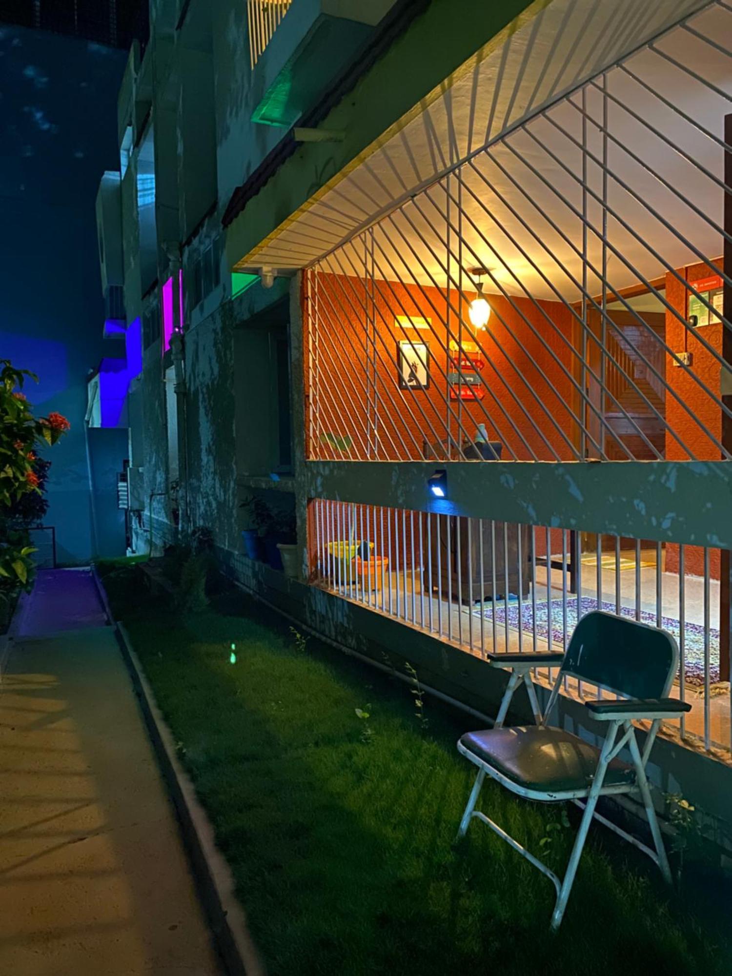 Crossroads 1980 Hostel