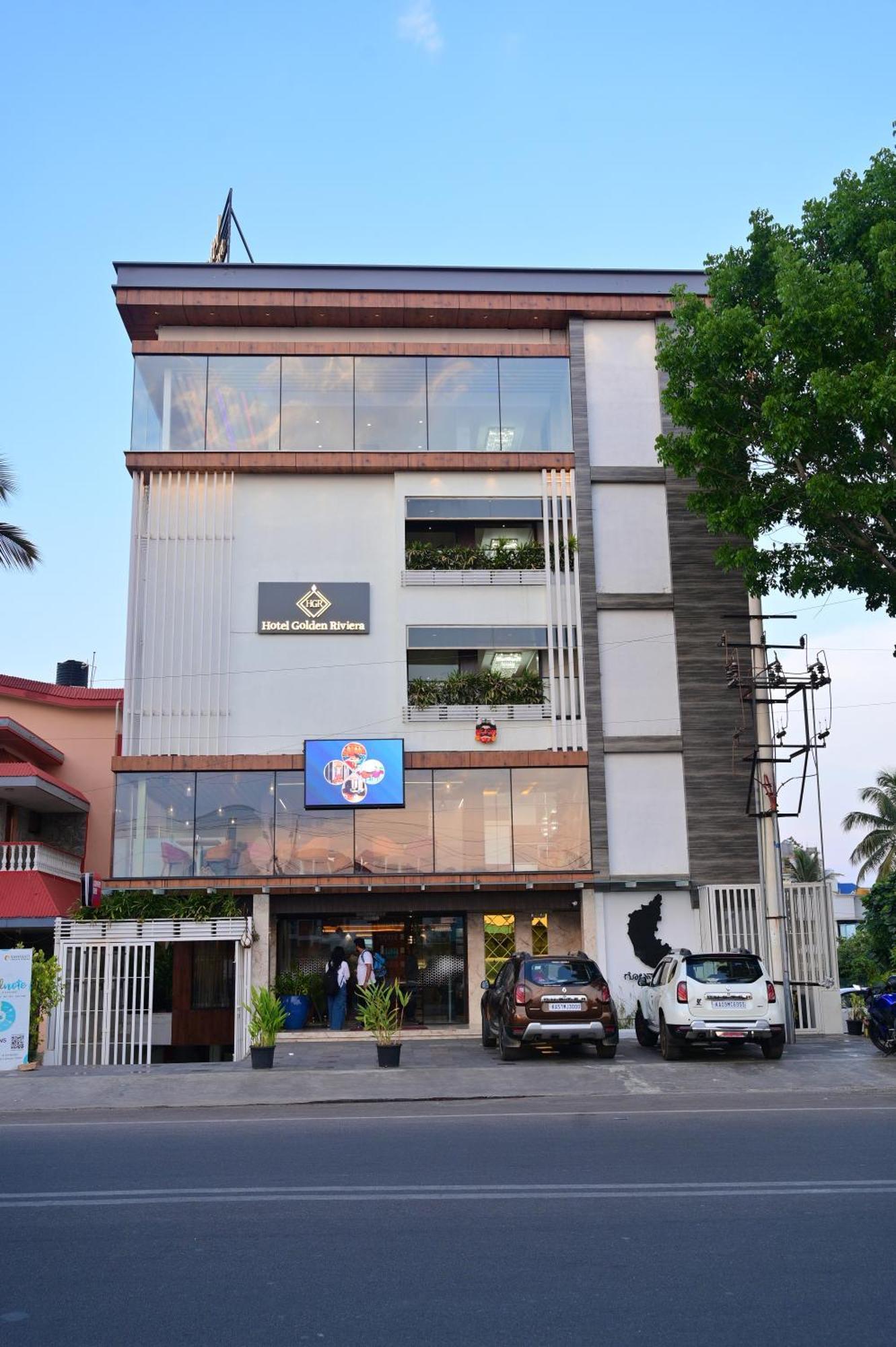Hotel Golden Riviera