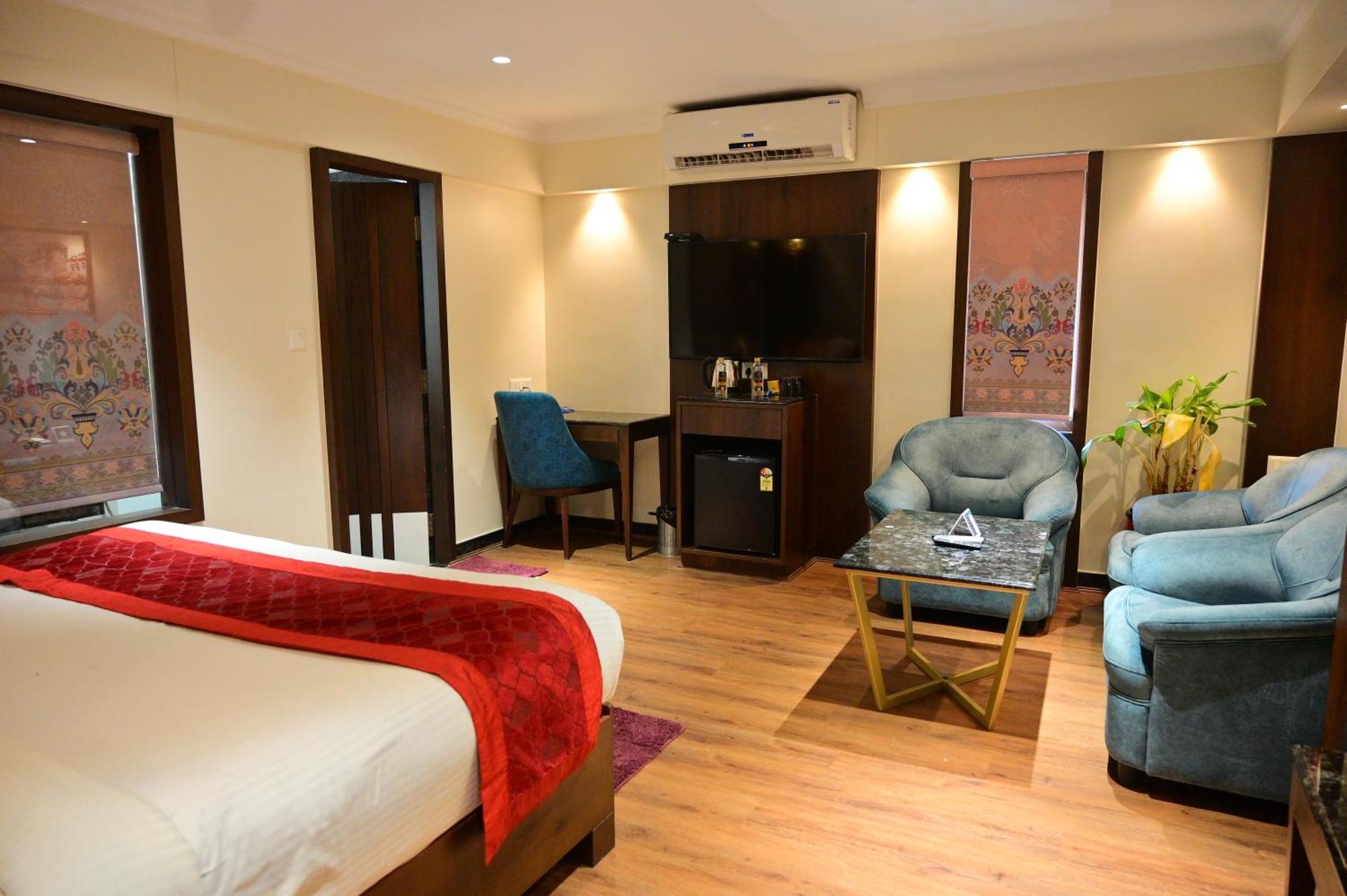 Hotel Golden Riviera
