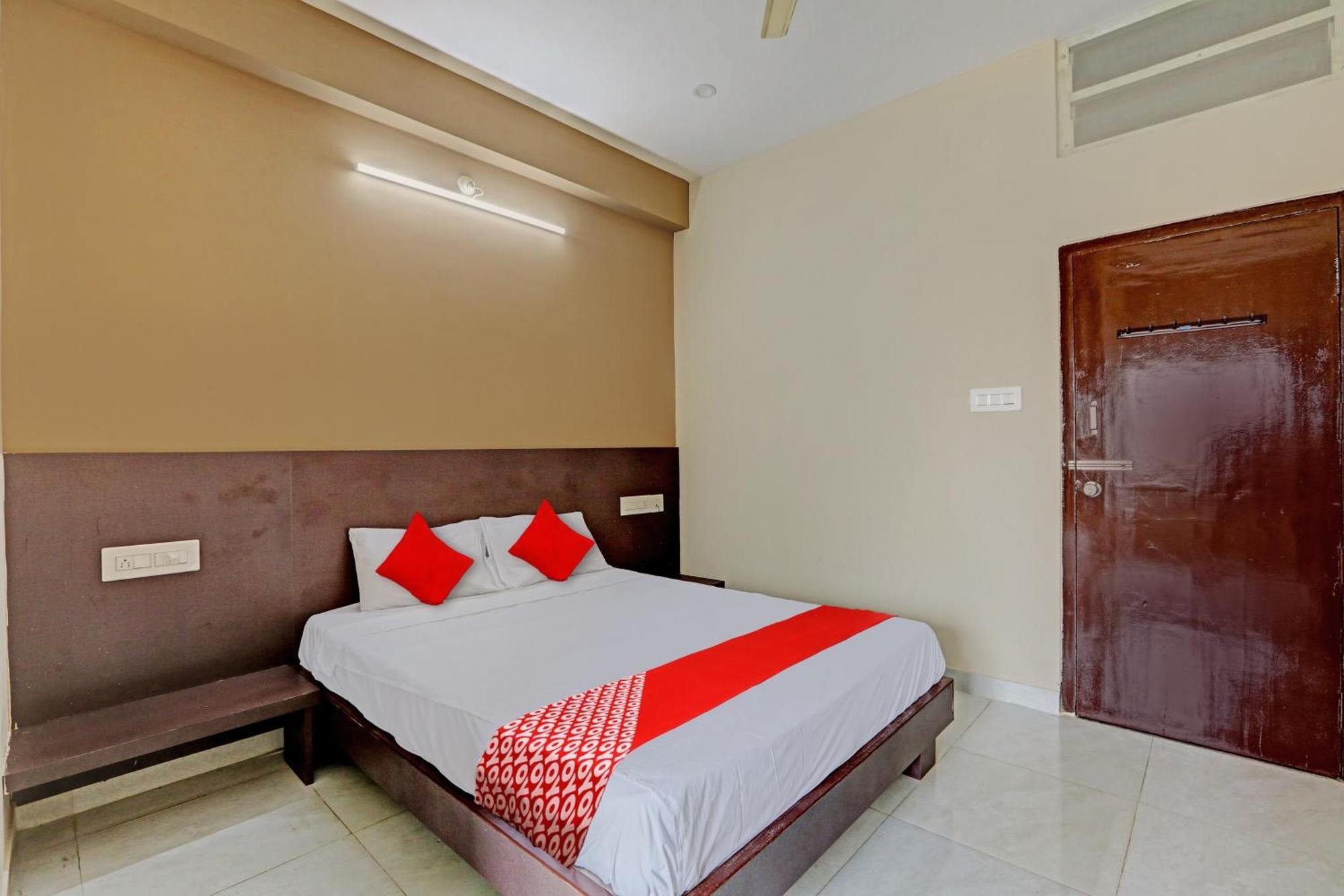 O Srk Palace 3*