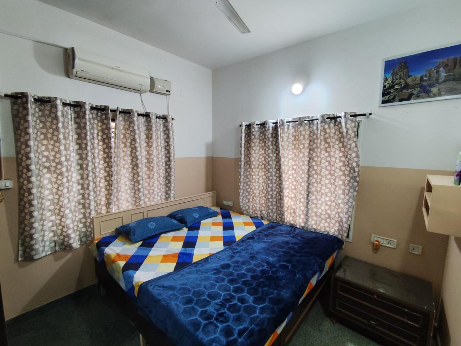 Sahasra Holiday home *