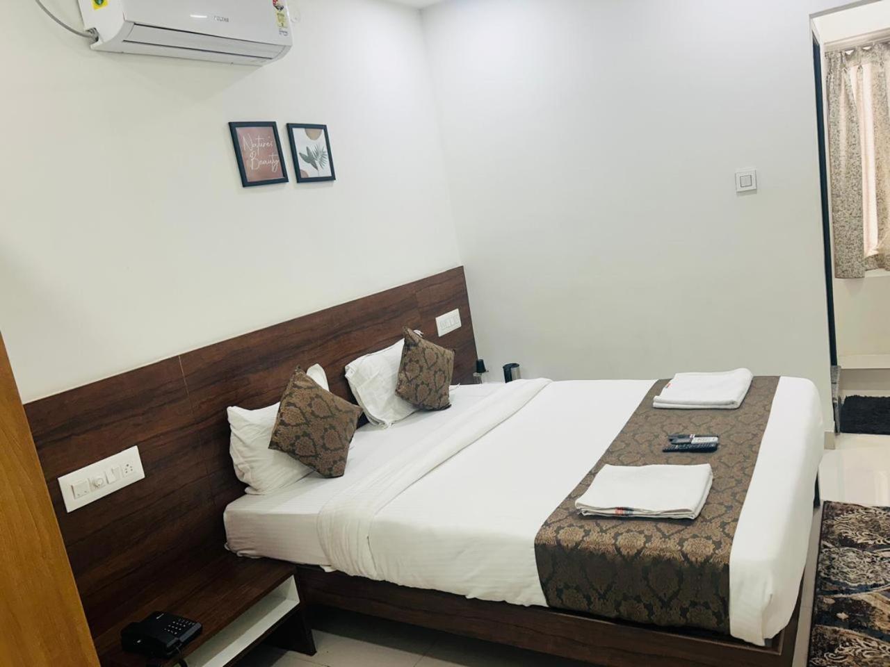 Hotel Queens Comfort Mysore