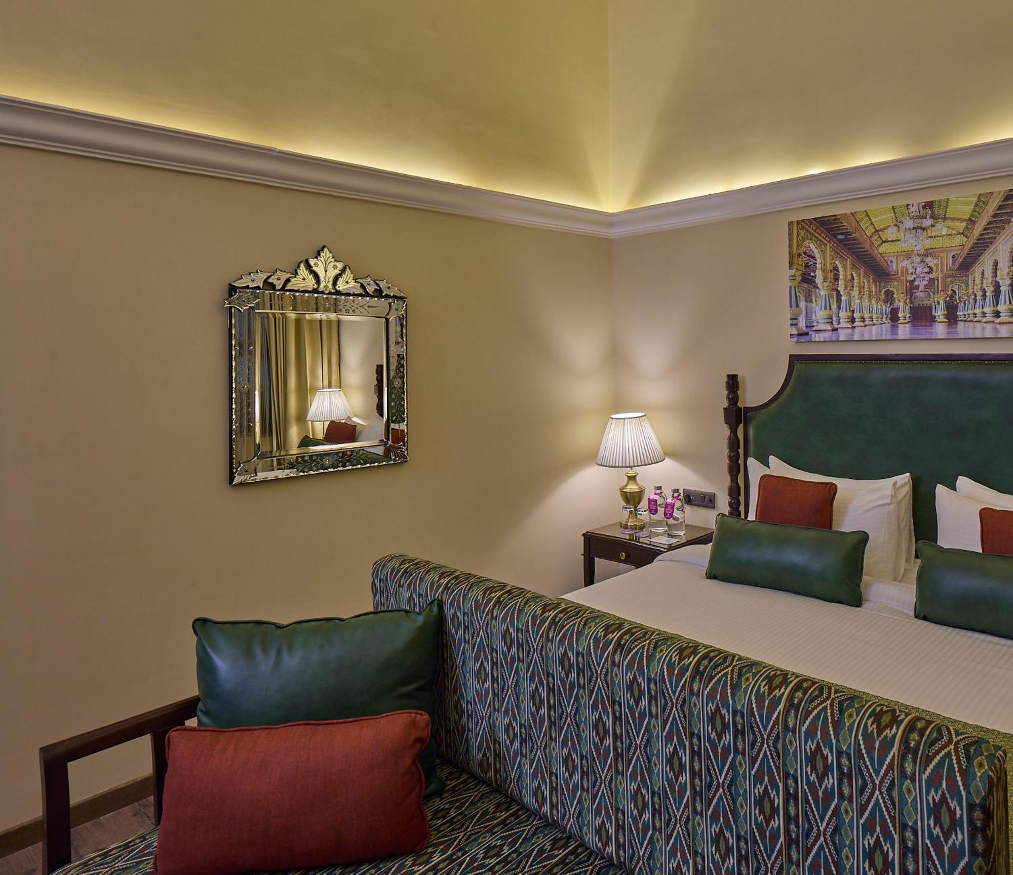 Hotel Royal Orchid Metropole