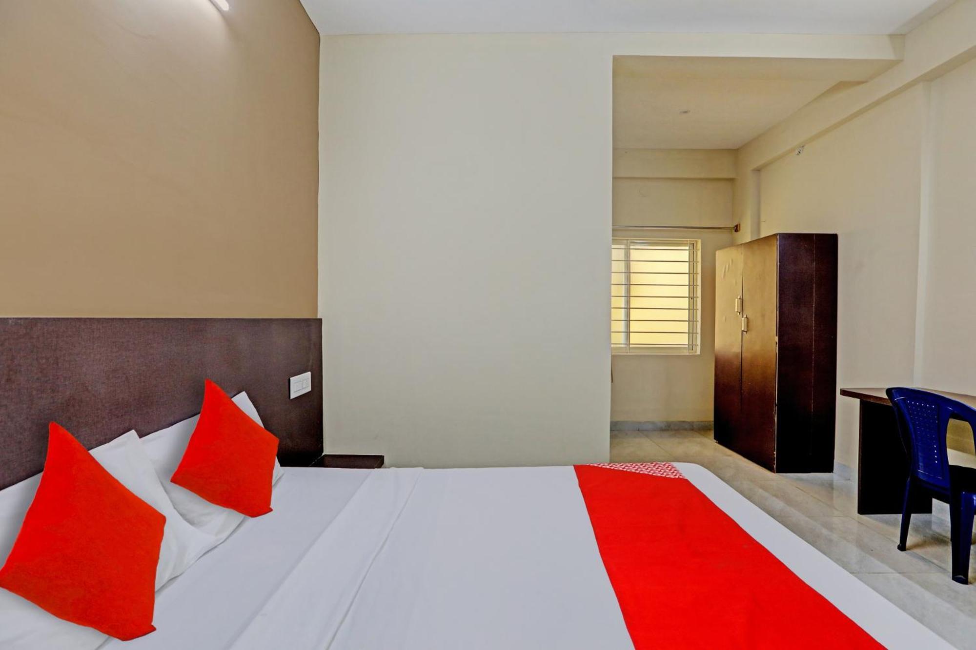 O Srk Palace Hotel 3*