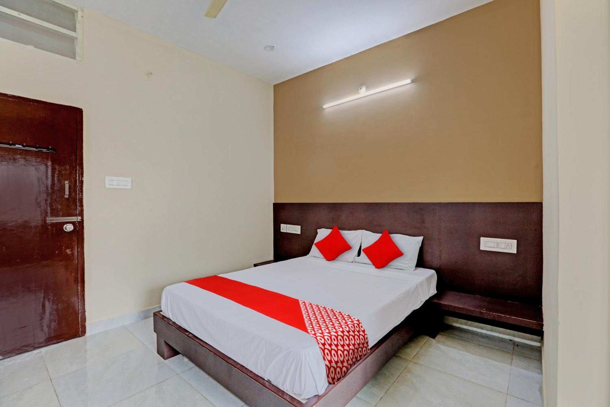 O Srk Palace Hotel Mysore