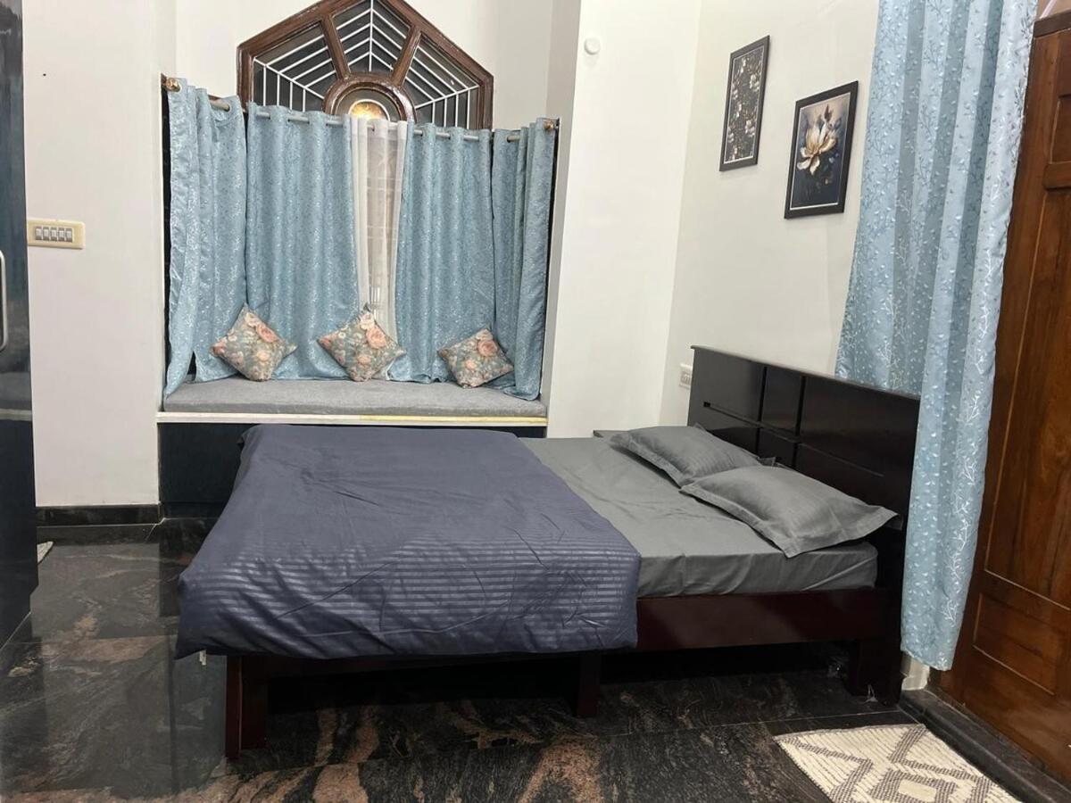 Apartment Kk Enclave Service
