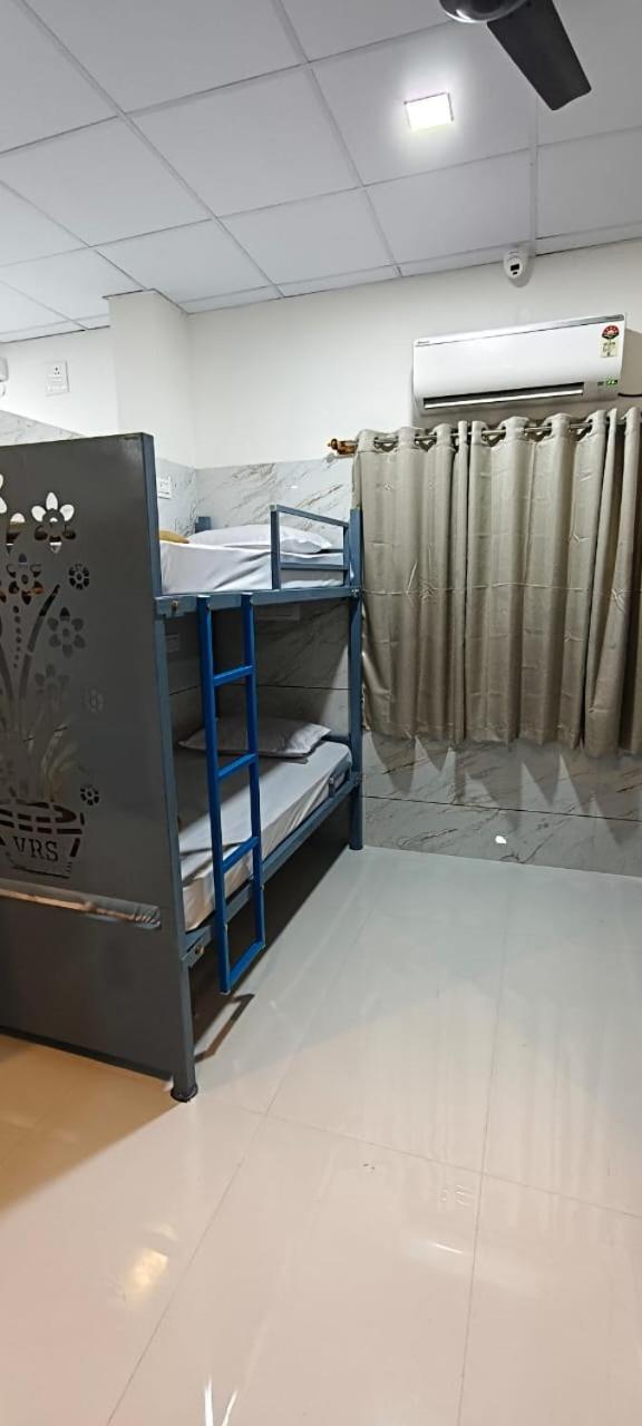 Hostel V R S Luxury Ac Mysore