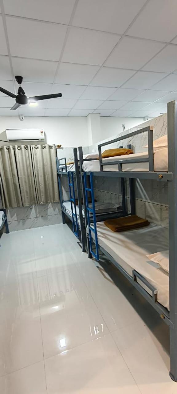 V R S Luxury Ac Hostel Mysore