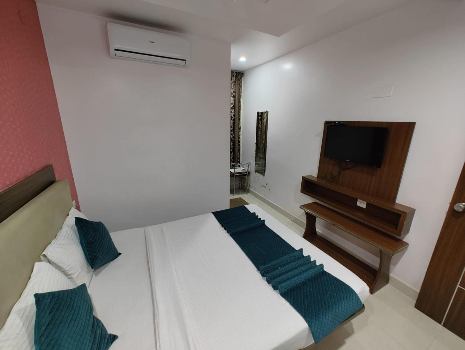 Bs International Hotel