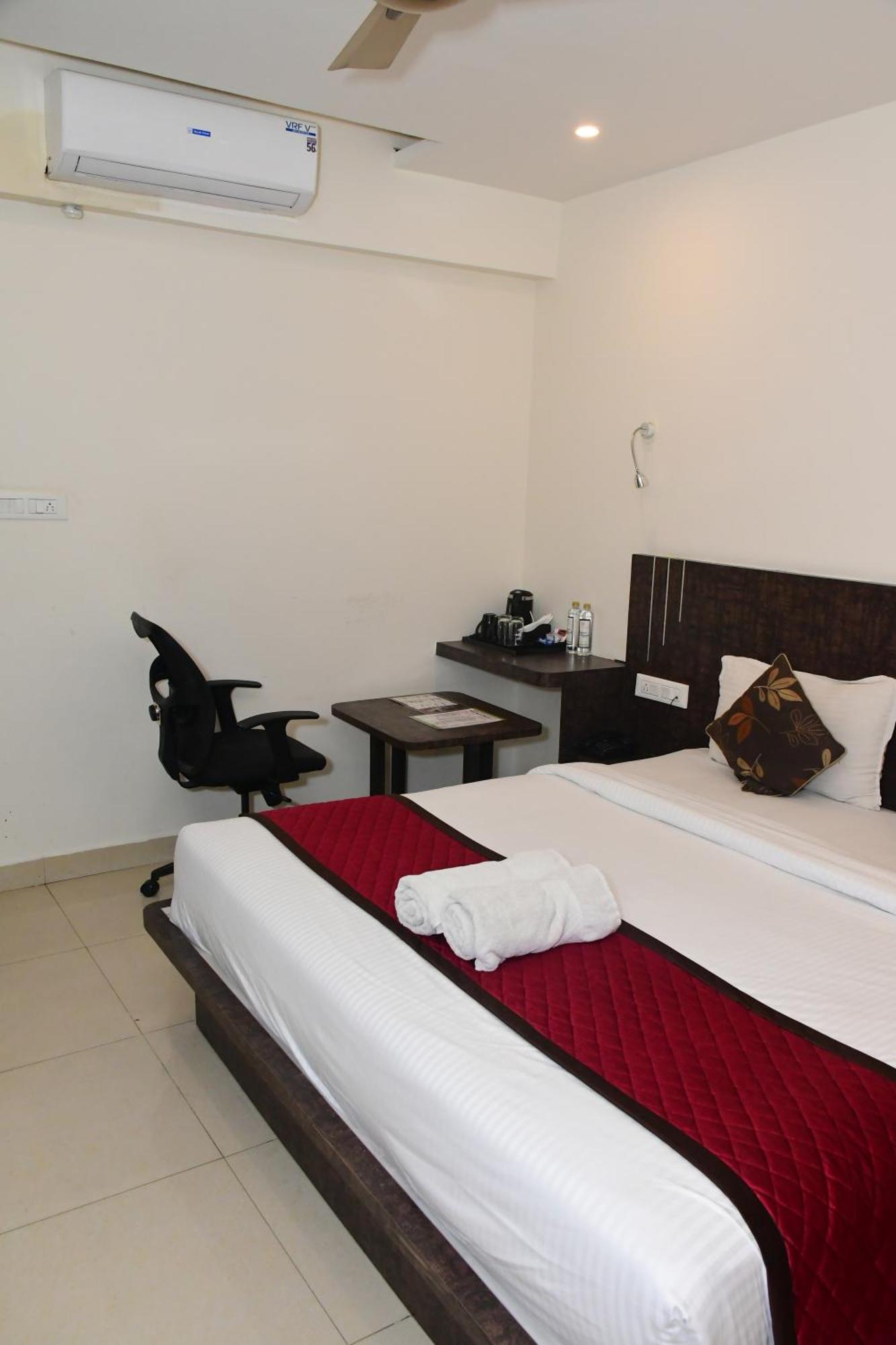 Hotel Sai Vihaar & Mysore