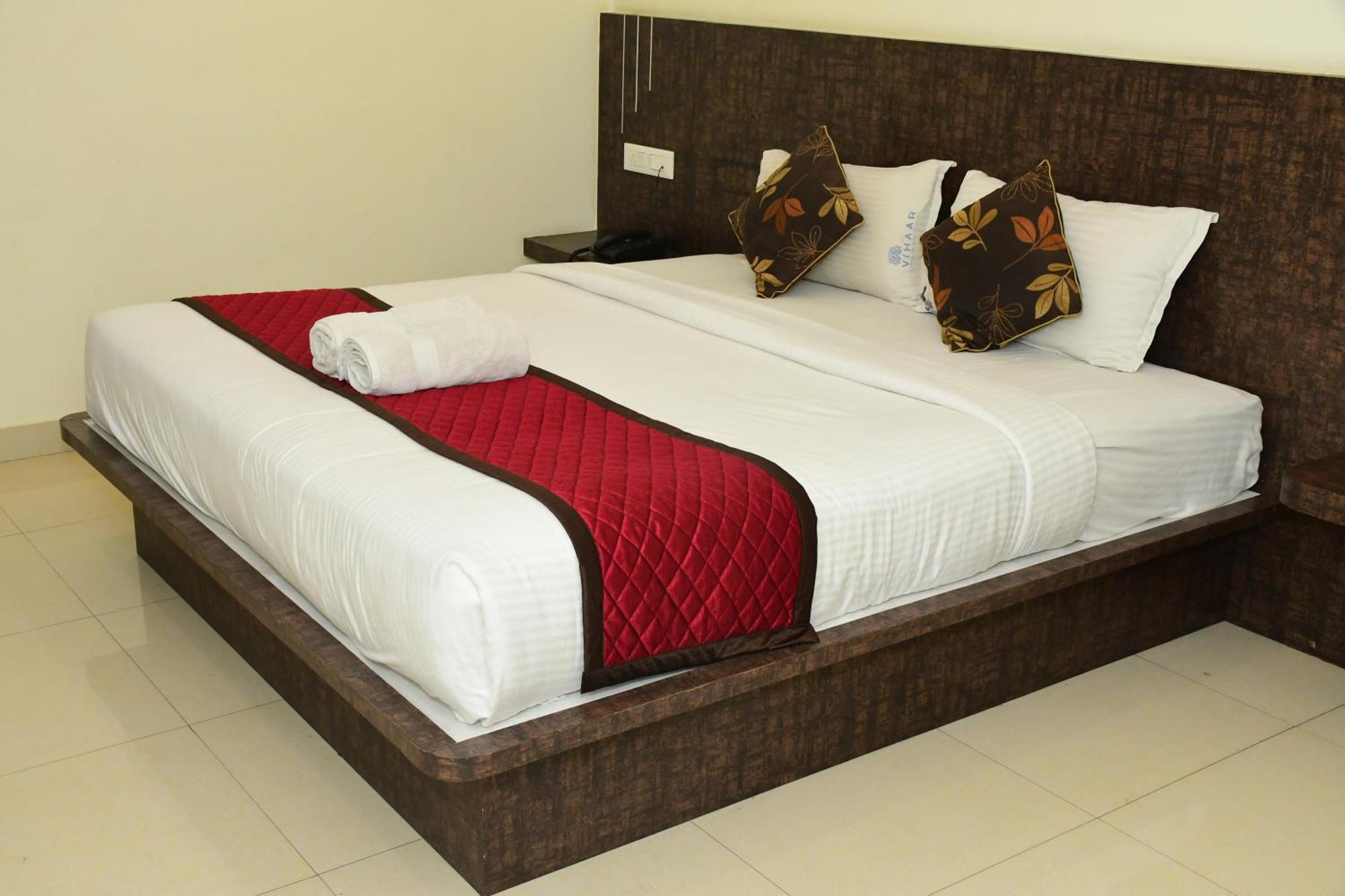 Sai Vihaar & Hotel