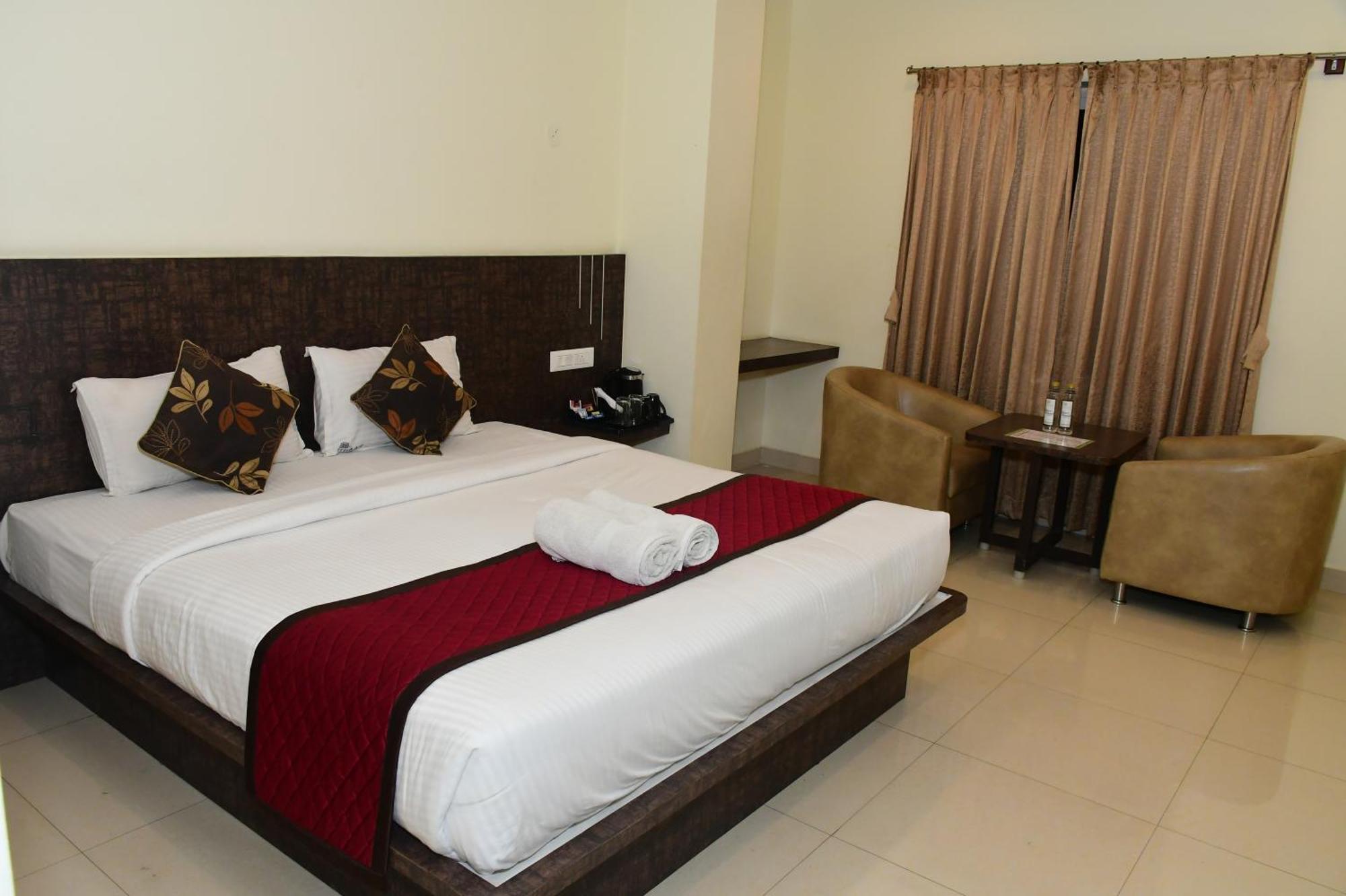 Hotel Sai Vihaar &