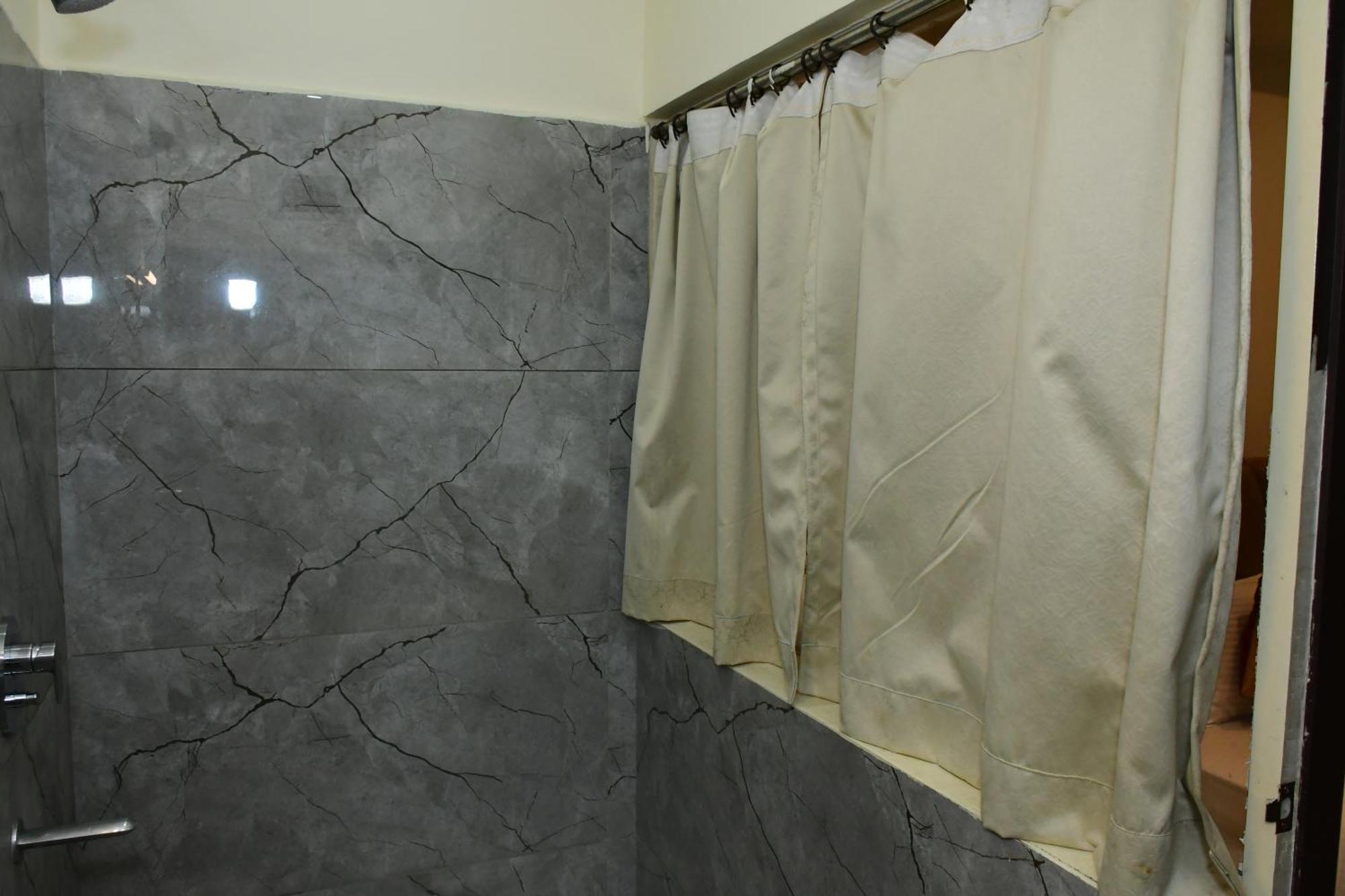 Sai Vihaar & Hotel