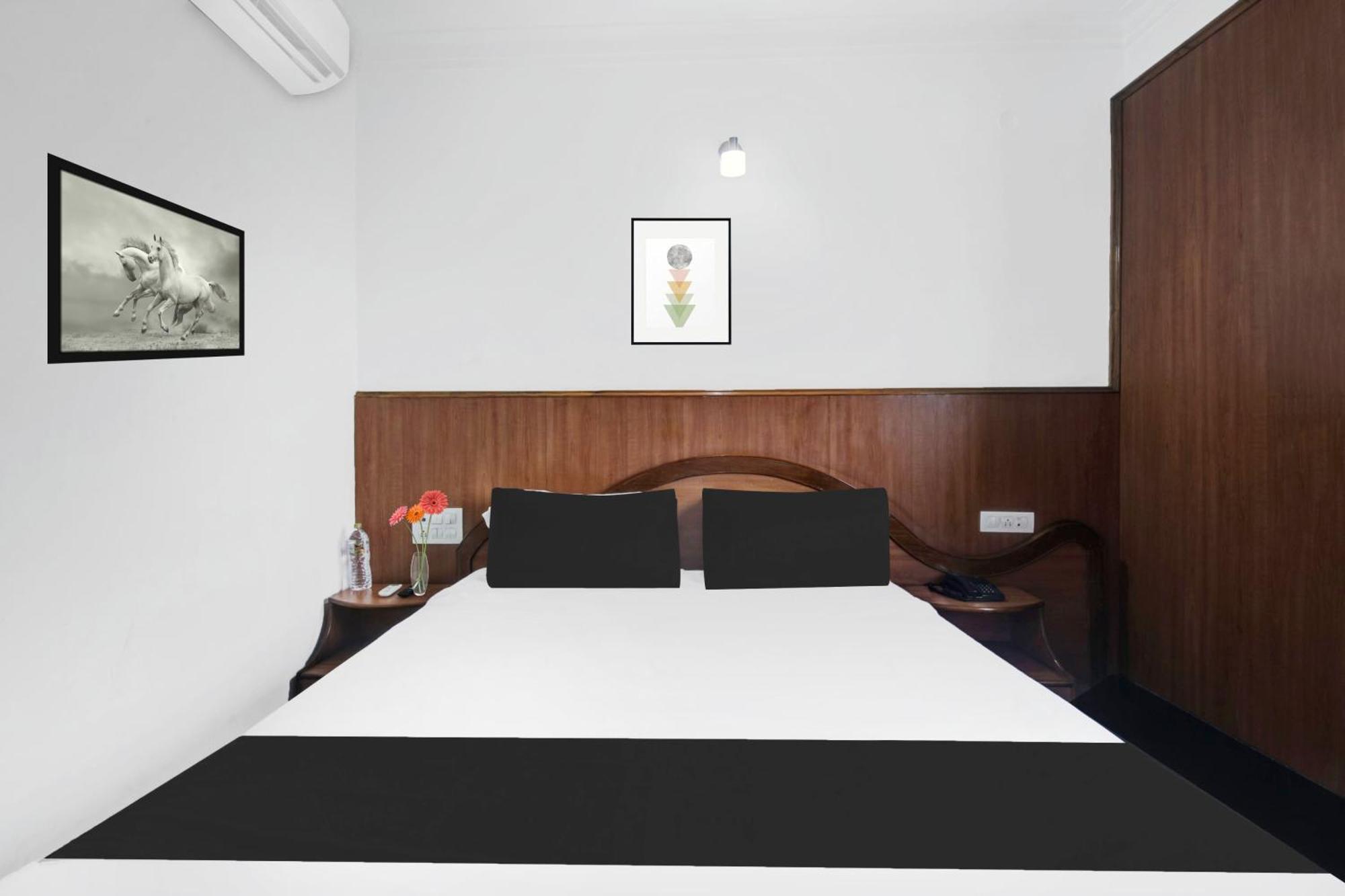 Super Townhouse Centre Formerly Mahendra